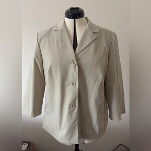 Requirements Cream Short Sleeve Blazer Size 10 Lightweight Minimalist Jacket
